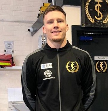 レオン・ウィリングス