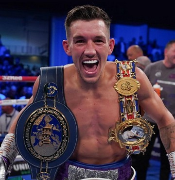 リアム・デイヴィス リアム・デイヴィス