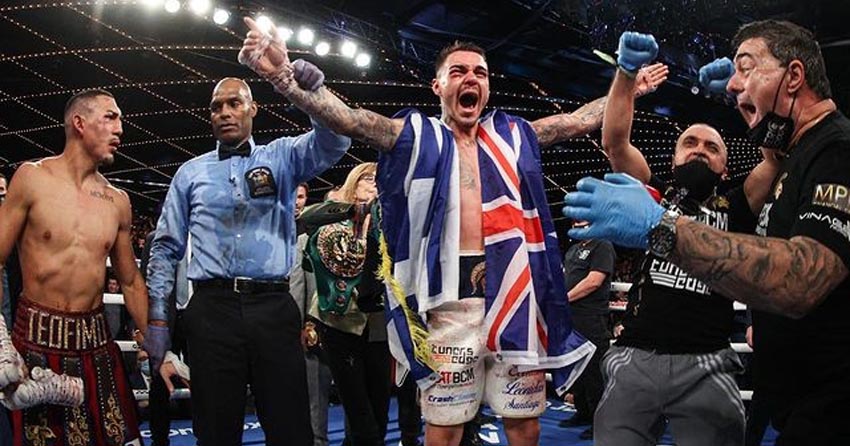 WBC世界（フランチャイズ）、WBO、IBF、WBA（スーパー）、リング世界チャンピオンのジョージ・カンボソス・ジュニア