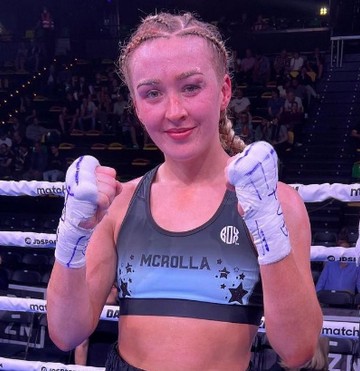 リアノン・ディクソン